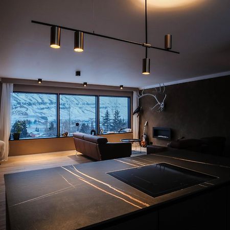 Botnahlid Villa, Mountain And Town Views And Outdoor Sauna Seyðisfjörður Eksteriør bilde
